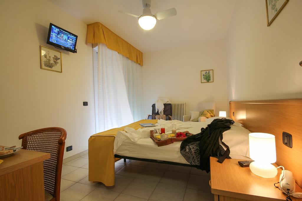 Hotel Miramare Forte dei Marmi Pokoj fotografie