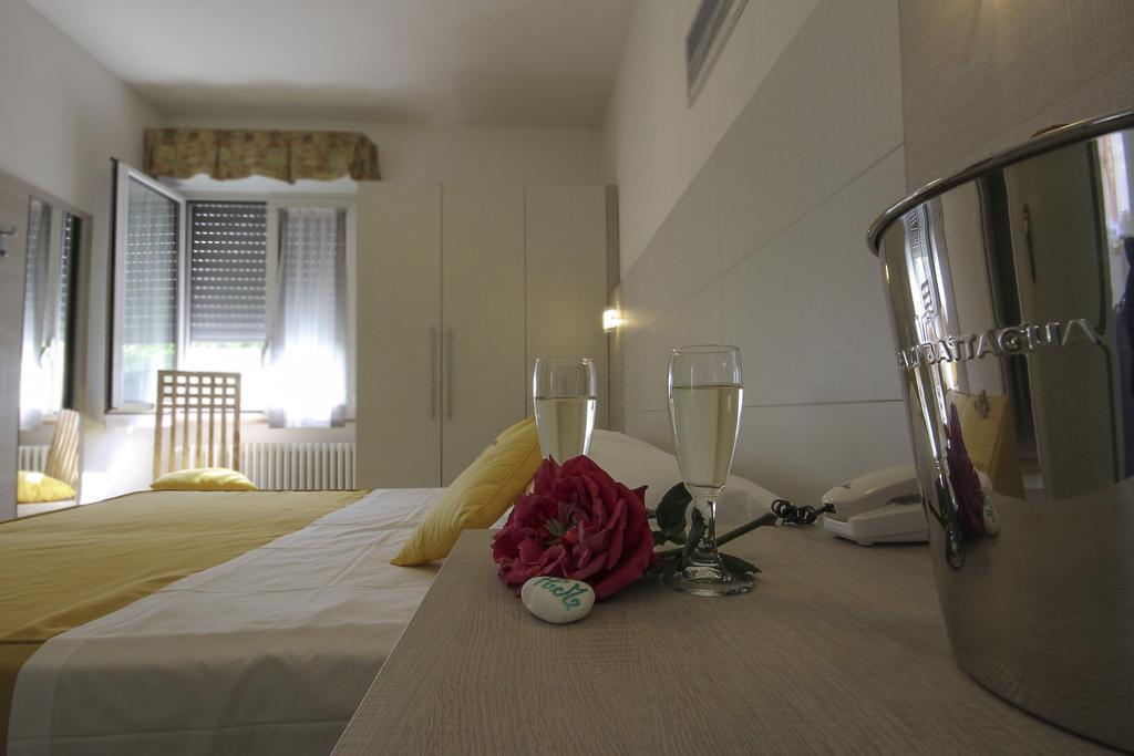 Hotel Miramare Forte dei Marmi Pokoj fotografie